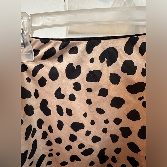 e.ssue Satin Patterned Midi Skirt - Picture 3 of 9